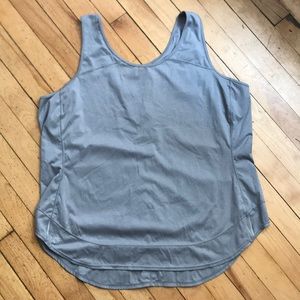 Athleta sleeveless shirt size 1X